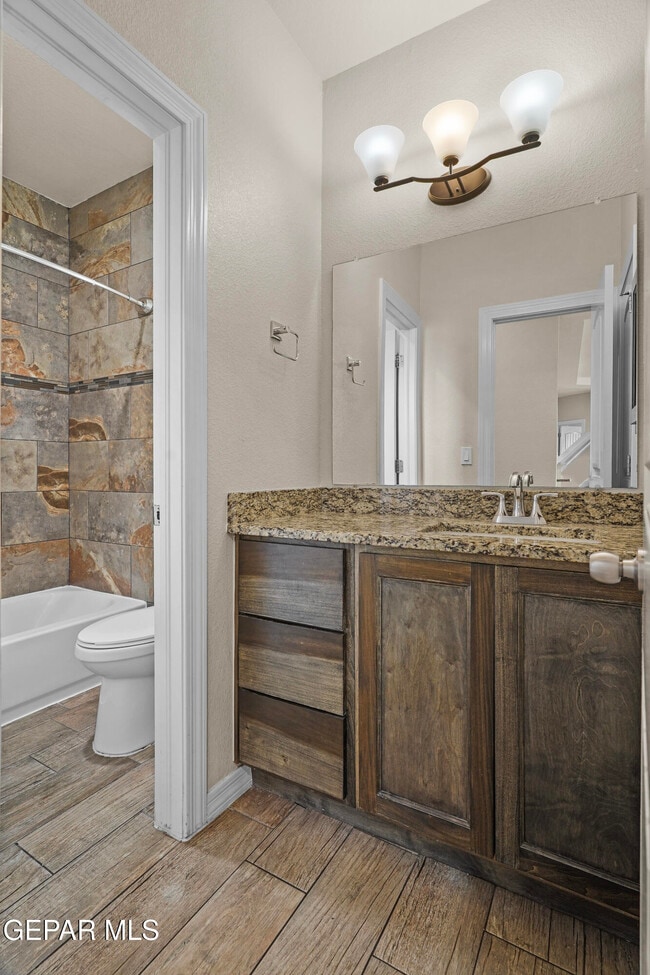 Building Photo - 618 Rafael Marmolejo St