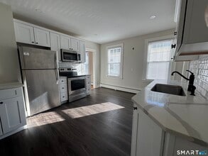 Building Photo - 9 Bretton Rd