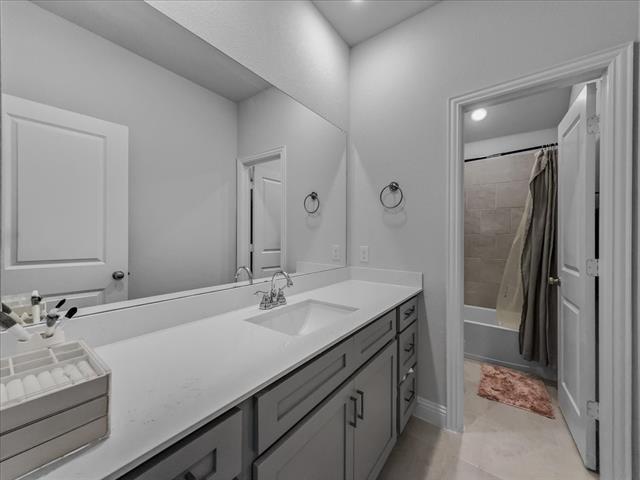 Building Photo - 500 Portina Dr