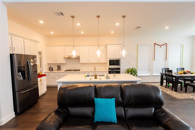 Building Photo - 316 Oakmont Dr