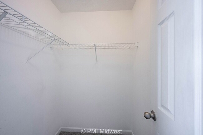Building Photo - 8802 Benjamin Ln