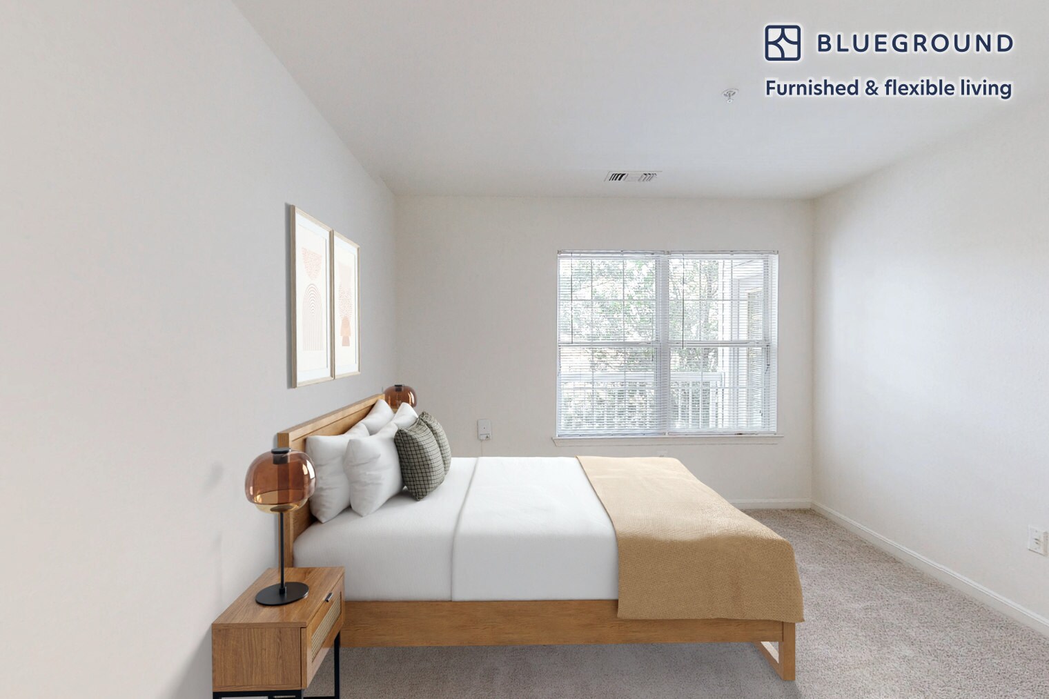 Building Photo - 1563 Onyx Dr