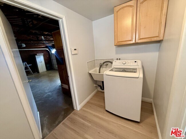 Building Photo - 2766 Dunleer Pl