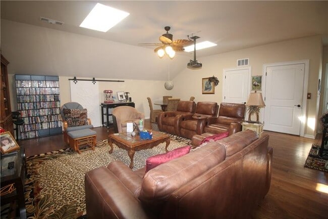 Building Photo - 7412 Portbury Park Ln