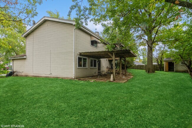 Building Photo - 101 Springhill Dr