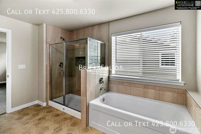 Building Photo - 16217 8th Ave E