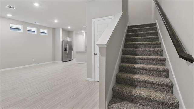 Building Photo - 9280 Pear Butte Dr