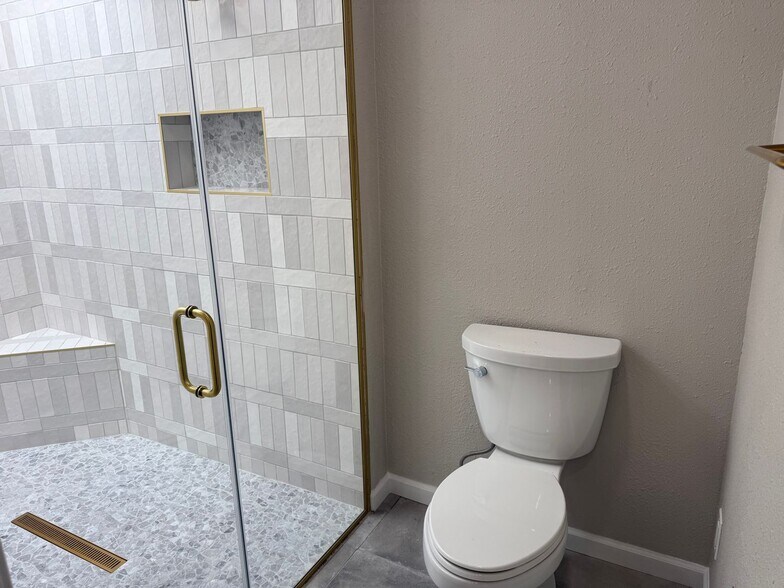 Building Photo - 3017 Placita Chorro