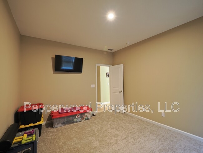 Building Photo - 1398 Willow Rdg Wy