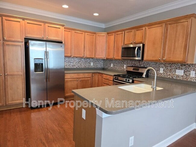 Building Photo - 1624 Legendary Ln