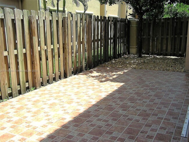 Building Photo - 11373 SW 137th Passage