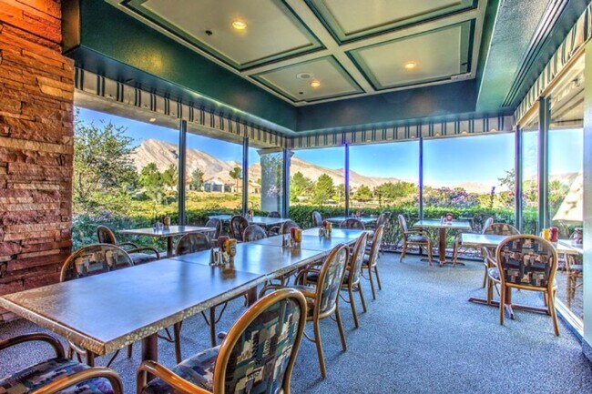 Building Photo - SUN CITY SUMMERLIN 1-STORY ON GOLF COURSE ...