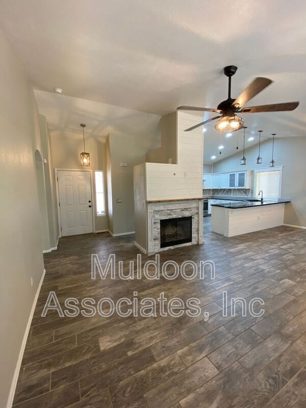 Building Photo - 4184 Coolwater Dr