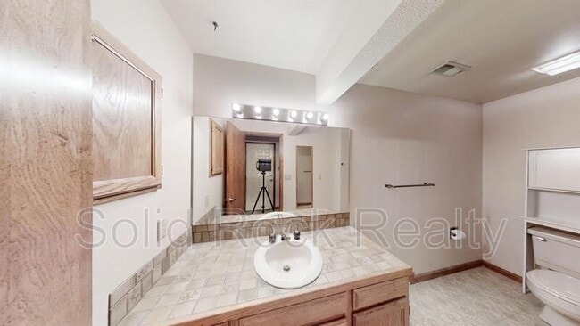 Building Photo - 1535 Mt Woodmen Ct