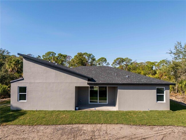 Building Photo - 70 McDill Dr