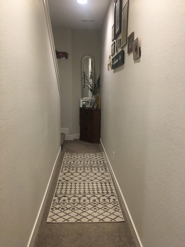 Building Photo - 2120 Decatur St