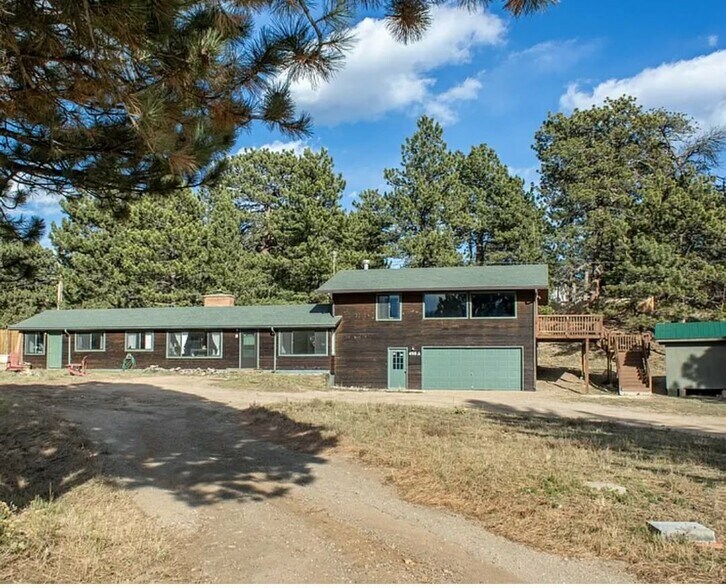 Building Photo - 450 Hillside Ln