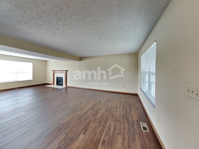 Building Photo - 160 Harvard Loop