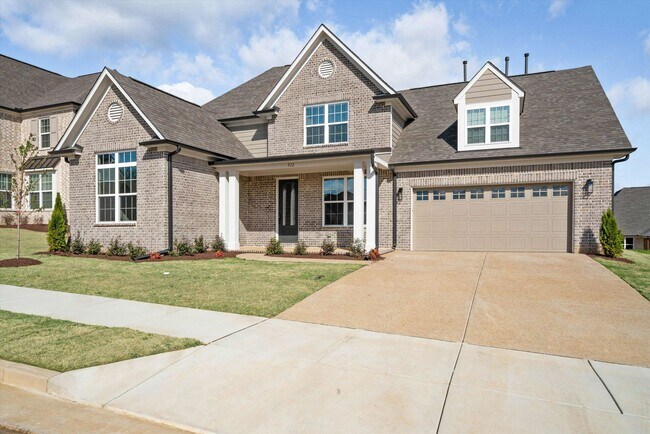 Primary Photo - 512 Mount Ivy Dr
