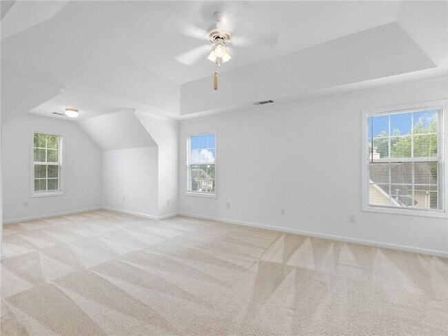 Building Photo - 3926 Walnut Grove Way