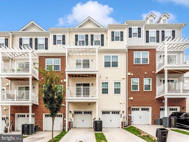 Building Photo - 9374 Seney Ln