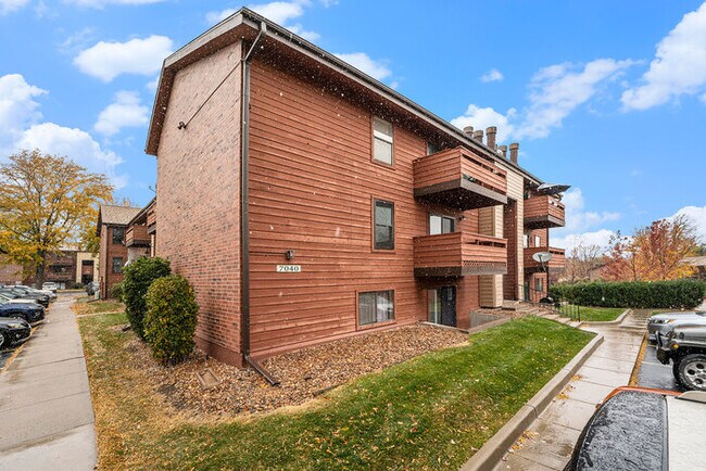 Primary Photo - 7040 W 20th Ave