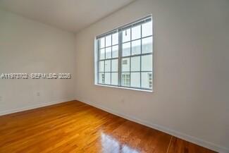 Building Photo - 1051 Meridian Ave