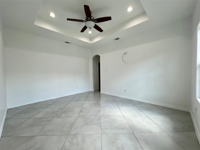 Building Photo - 8575 TX-105