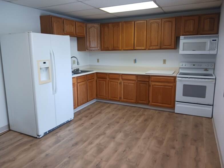 Primary Photo - Erin Apartments