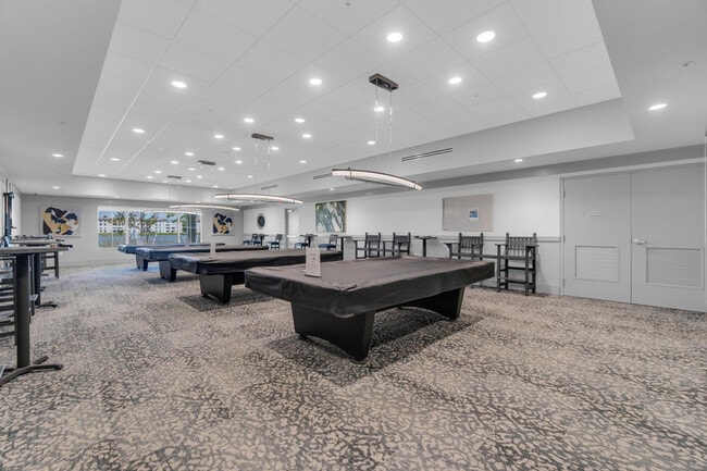 Building Photo - 6241 Pointe Regal Cir