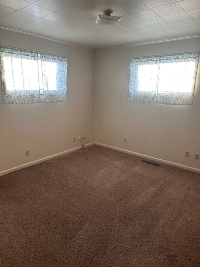 Building Photo - Nice 3 bedroom Home in Target Range