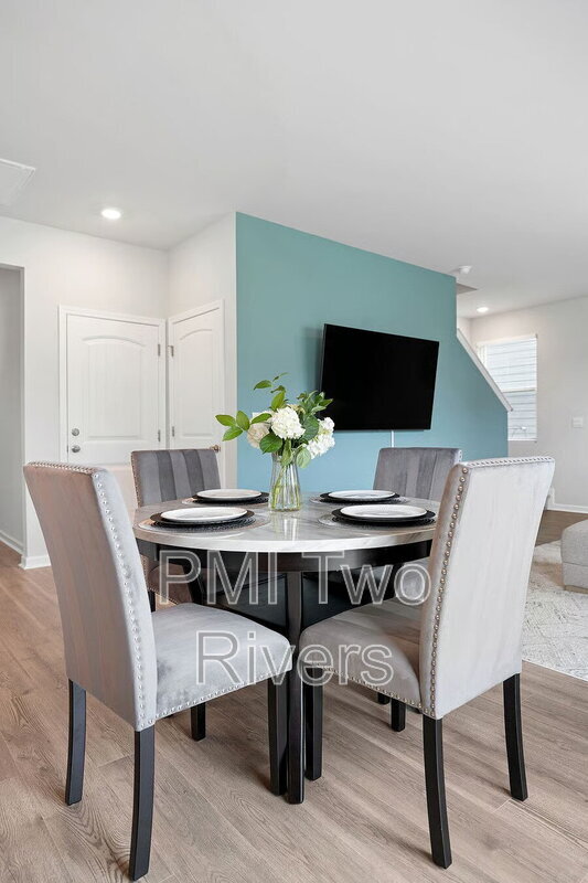 Building Photo - 5027 Benelli Dr