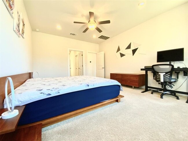 Building Photo - 16028 Cinca Terra Dr