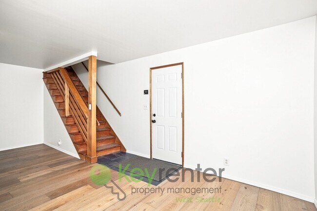 Building Photo - 924 S 226th Pl