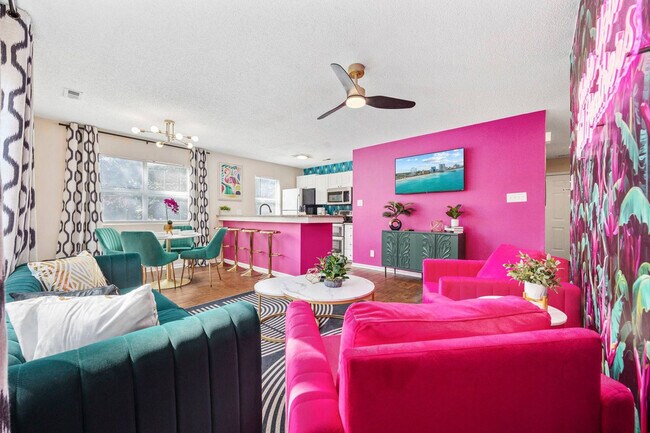 Building Photo - 414 28th Ave N