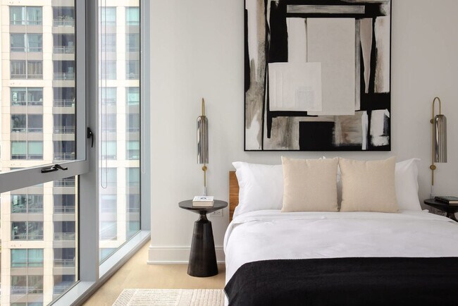 Building Photo - 60 E Randolph St