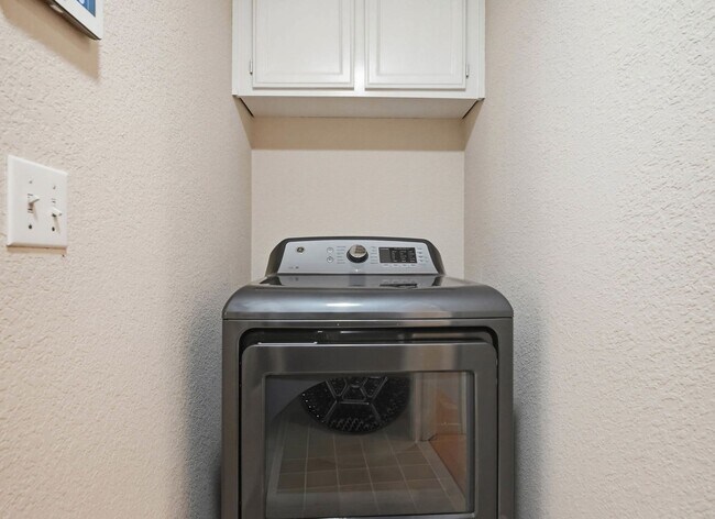 Building Photo - 4125 Fireside Ct