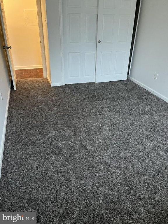 Building Photo - 5416 Valley Green Dr