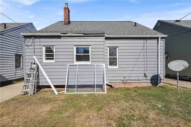 Building Photo - 3794 Salisbury Rd