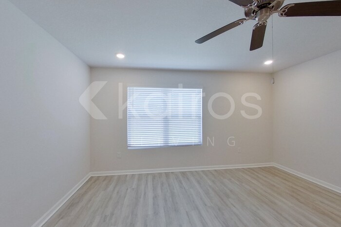 Building Photo - 4773 Malay Cir