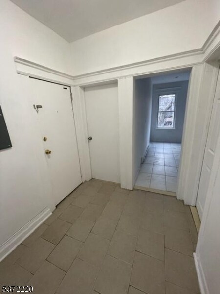 Building Photo - 205 N Clinton St