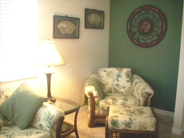 Building Photo - NEW PRICE! Venice Island 3BR/2BA 3rd Floor End Unit Condo