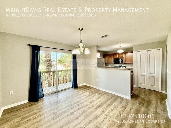Building Photo - 4505 Ashburn Square Dr
