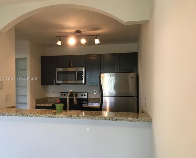 Building Photo - 1250 SW 113th Terrace