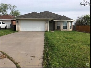 Building Photo - 5207 Northview Dr