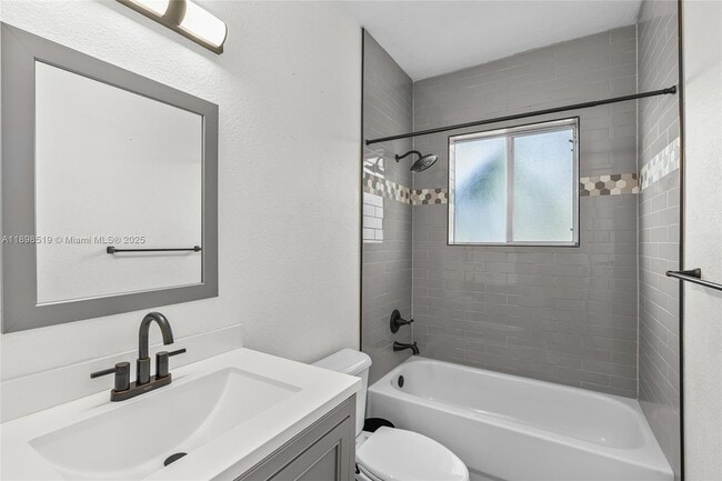 Building Photo - 21455 SW 86th Pl
