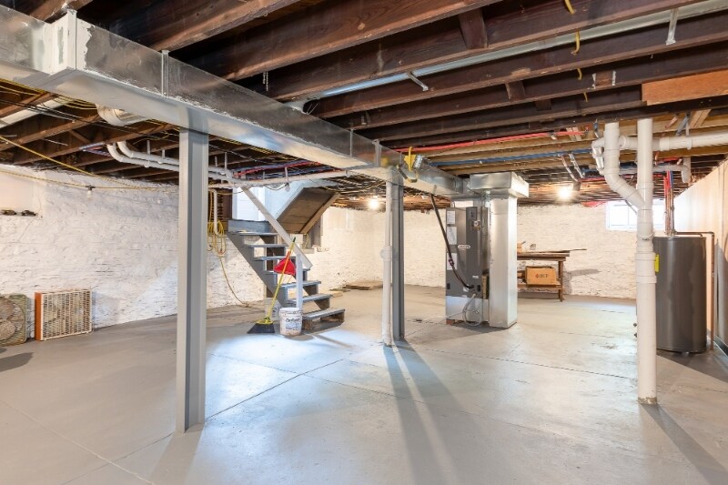 Building Photo - 1035 Grandview Pl