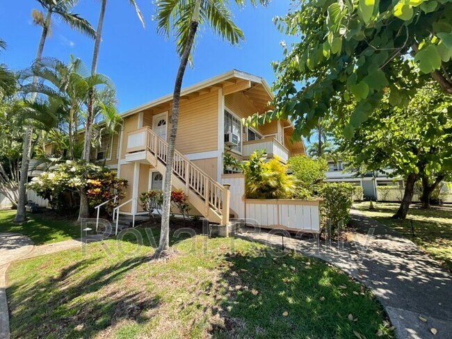 Building Photo - 625 Mananai Pl