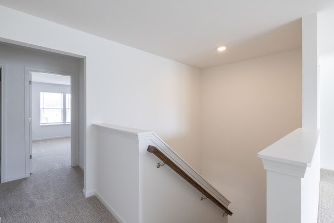 Building Photo - NEW 4BD/3BTH HOUSE- STONEBRIDGE FAIRWAYS COMMUNITY