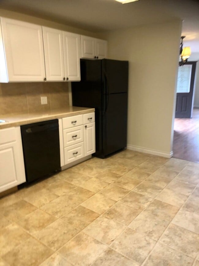 Building Photo - 19857ham